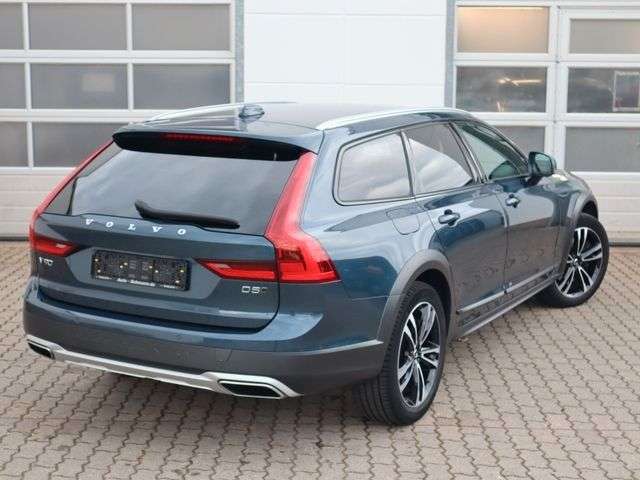 Volvo  V90 D5 Cross Country Pro AWD Standhzg  BLIS 360°