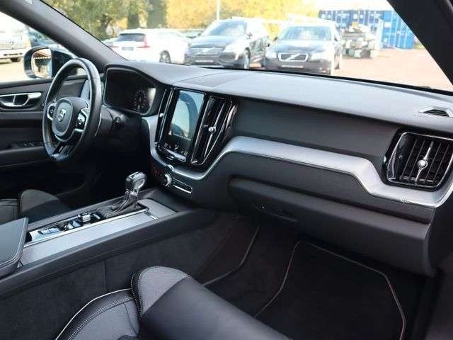 Volvo  R Design Automatik ACC*360°Harman/Kardon